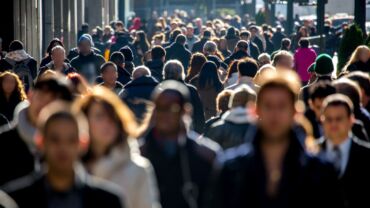 Embracing innovation: How UK law firms can thrive amidst market shifts