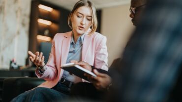 How CoCounsel uses AI to keep your contracts compliant
