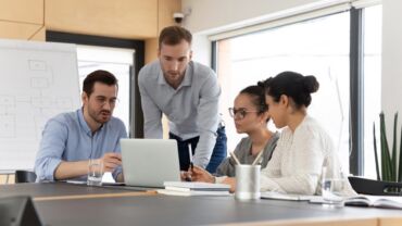 How advanced AI helps small law firms compete