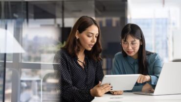 GenAI vs. Agentic AI: The difference every law firm should understand